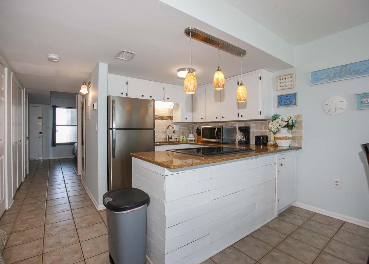 Island Winds West 477 By Albvr - Beachfront, Updated & Beautiful! Just Steps To The Beach & Hangout! 굴프 쇼어스 외부 사진