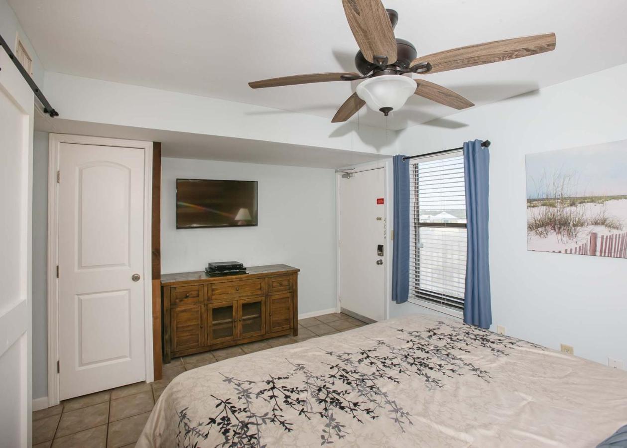 Island Winds West 477 By Albvr - Beachfront, Updated & Beautiful! Just Steps To The Beach & Hangout! 굴프 쇼어스 외부 사진